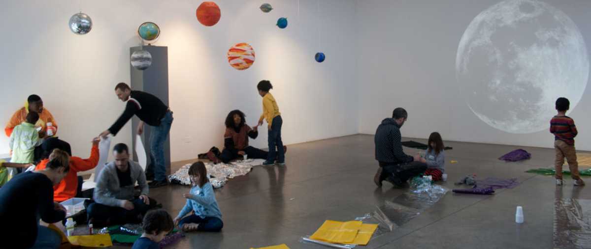 The learning space at the South London Gallery utilises a skylight and additional celling-mounted lights. Photo Zoë Tynan-Campbell